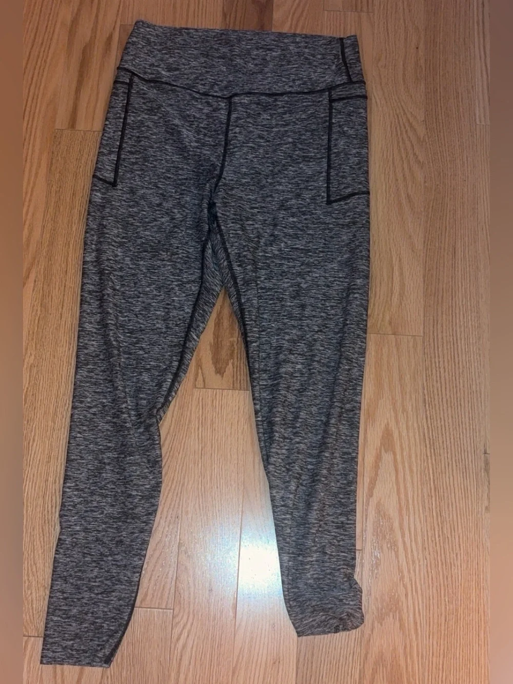 VS Pink Gray leggings - Picture 2 of 4